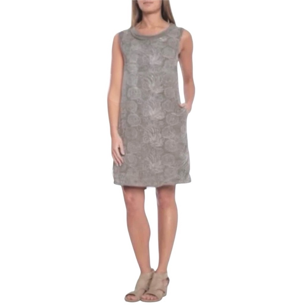 Lina Tomei Embroidered Linen Shift Dress‎
